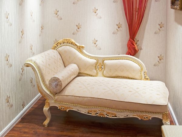 Lounge Assembly in Dallas